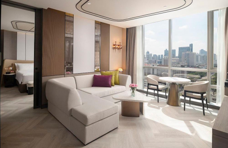 Sala de estar del hotel Pathumwan Princess.jpg