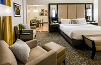 //jprorwxhnlprlm5p.ldycdn.com/cloud/pkBpqKkrlpSRmlnkojprip/radisson-lackawanna-istasyonu-otel-odası-mobilyası.jpg