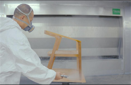 Taller de pintura en aerosol sin polvo Acabado de muebles de hotel por Tongda Hospitality.png